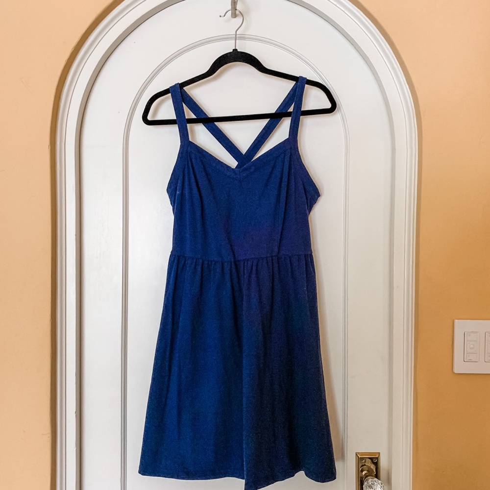 Navy stretchy dress with sweetheart neckline